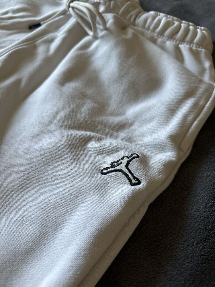 Штани jordan white L