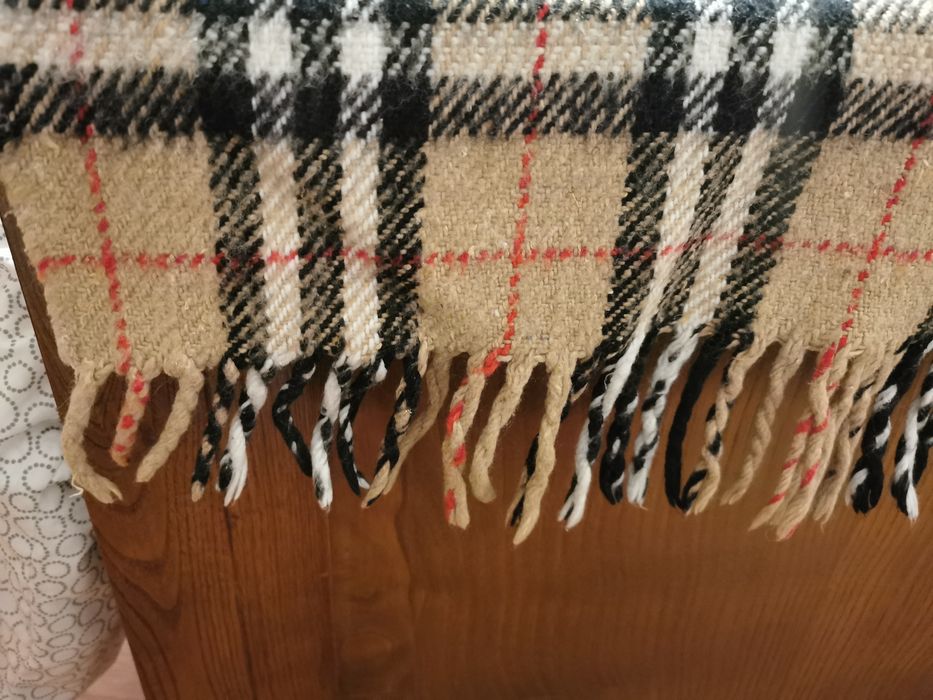 Manta de xadrês tons beje e preto