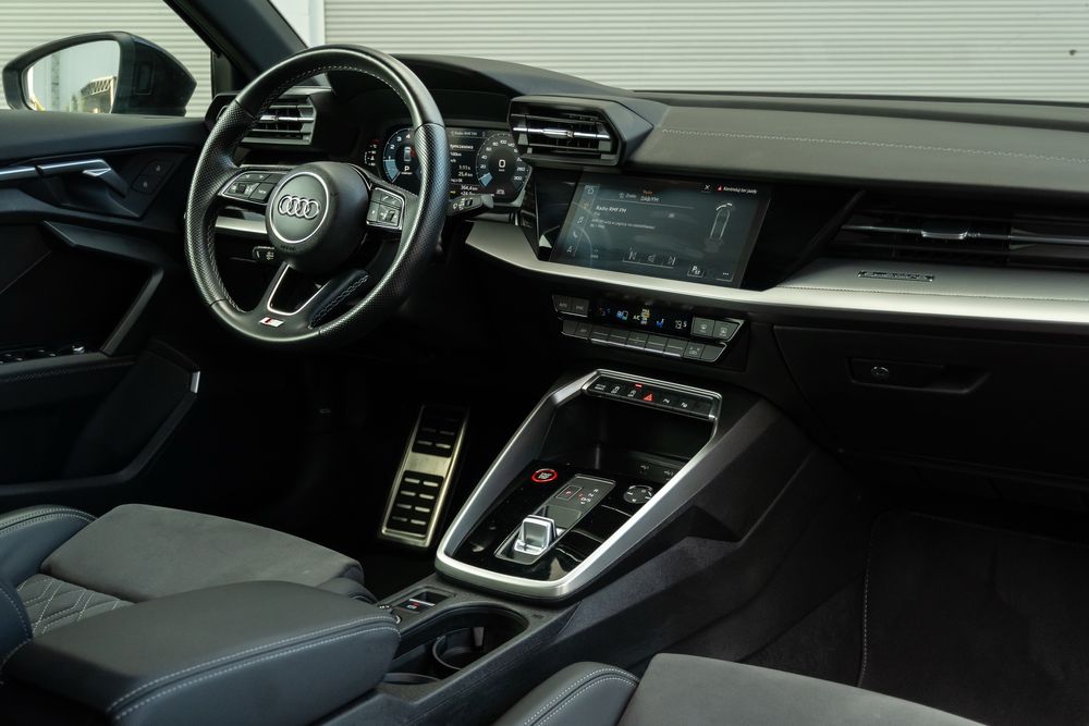 Wynajem Audi S3 RS3 S5 Wypożyczalnia aut sportowych bez kaucji Zgl