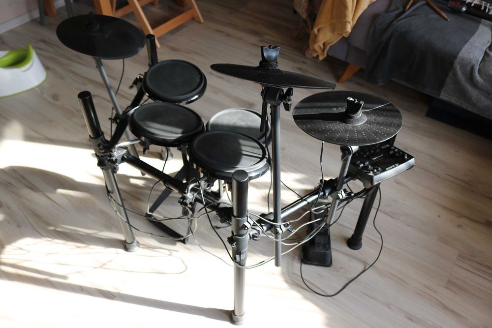 Alesis Nitro Kit - perkusja elektroniczna