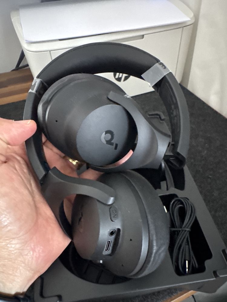 Auriculares com Microfone SOUNDCORE by ANKER Q20i