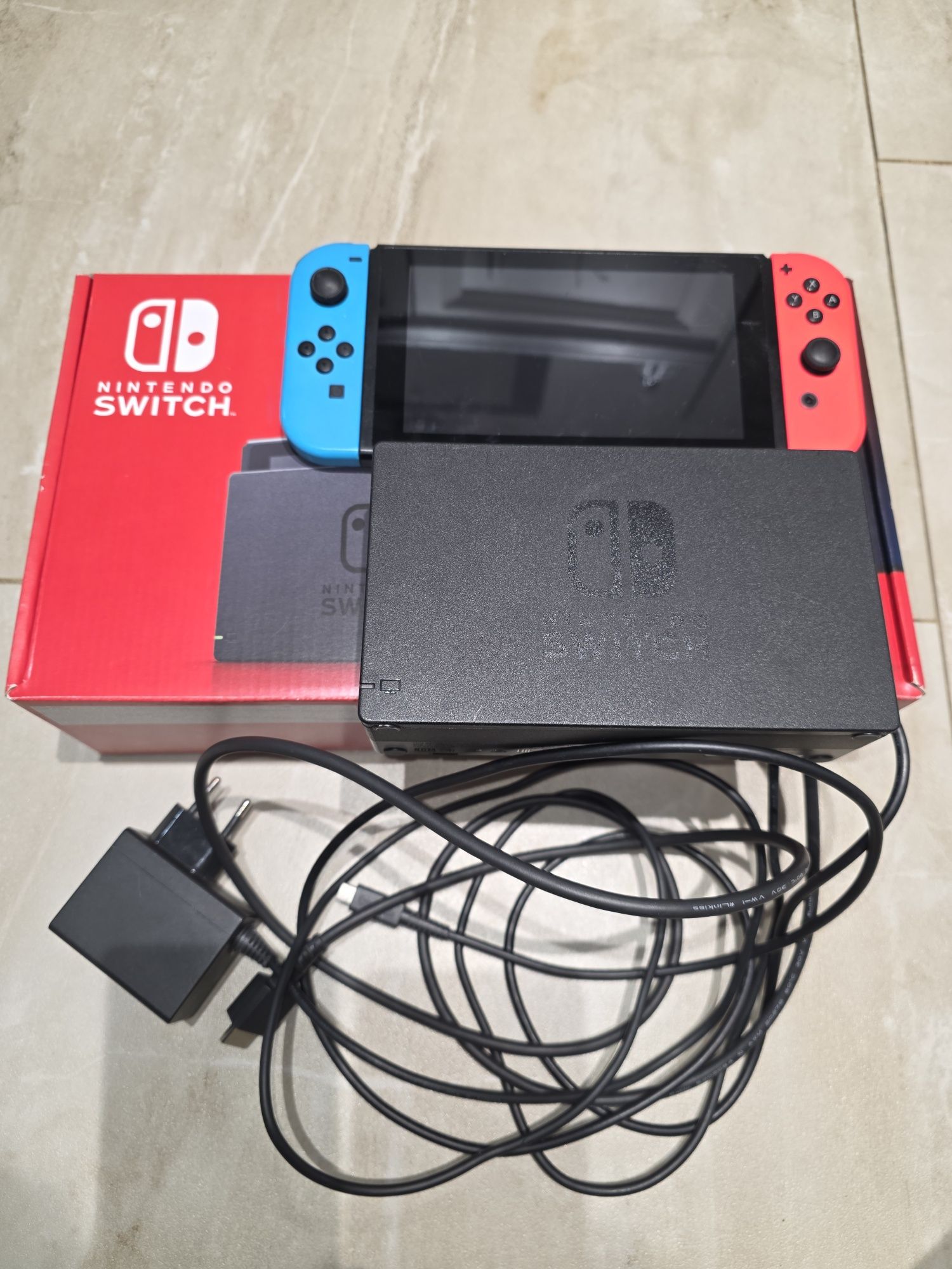 Sprzedam nintendo switch 1.