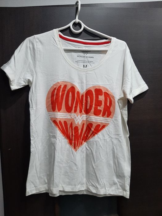 Koszulka Wonder Woman  napis serce