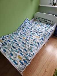 Łóżko dziecięce 140x70 z materacem oraz kołdrą