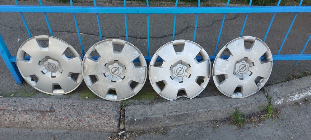 Оригінальні ковпаки OPEL (Astra H) R16