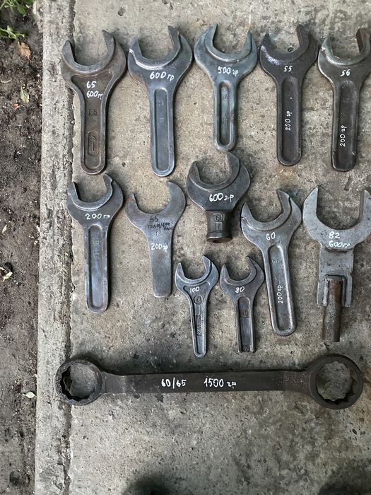 Люльковые и ударные ключи Монтировки железные и титановые гвоздодеры