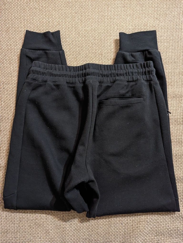 Черные спортивные брюки IQ Vesilles Black джогеры. М