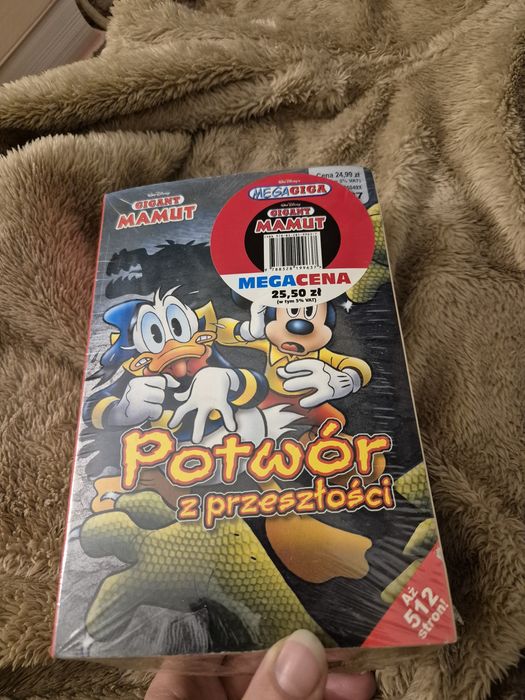 Mega Giga Królowie Złoci i Potwór z Przeszłości