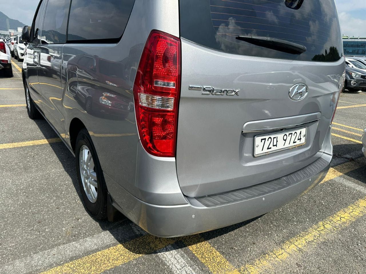 Hyundai Grand Starex