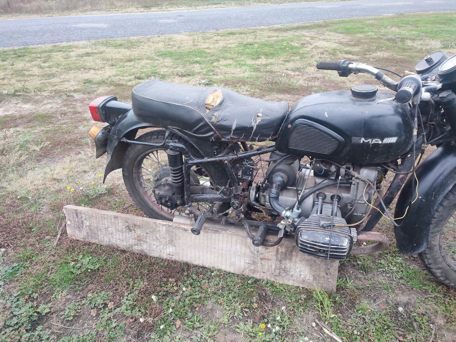 Мотор на мт-11 з карбираторами,