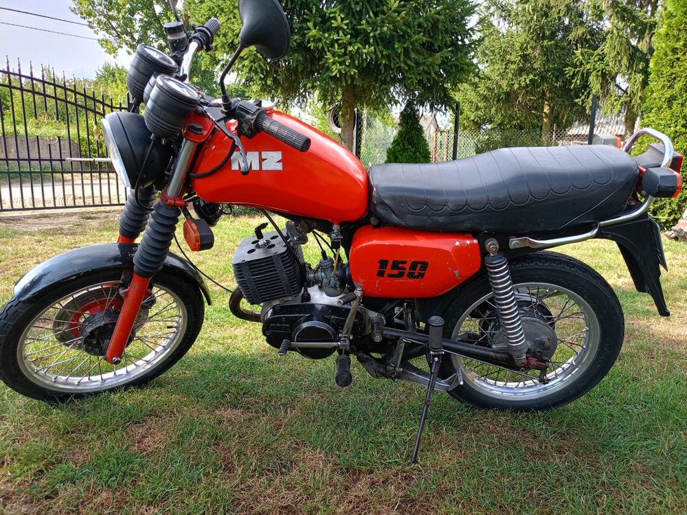 Motocykl Mz etz 151 z roku 1990