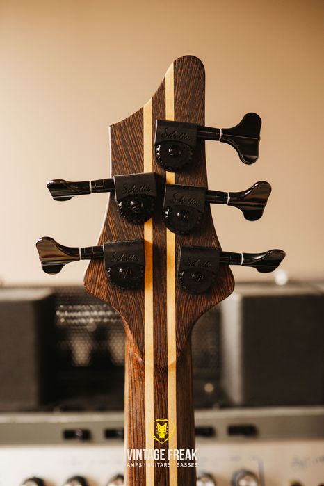 Lutnicza Gitara Basowa Krzysztof Kania