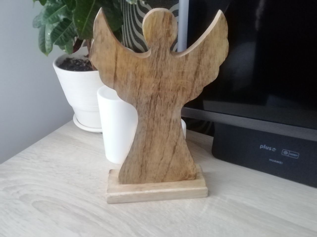 Anioł z drzewa mango 28 cm nowy dekoracja