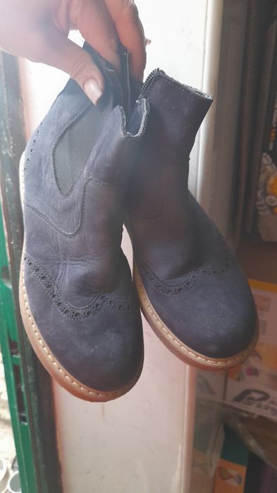 Взуття для дівчинки