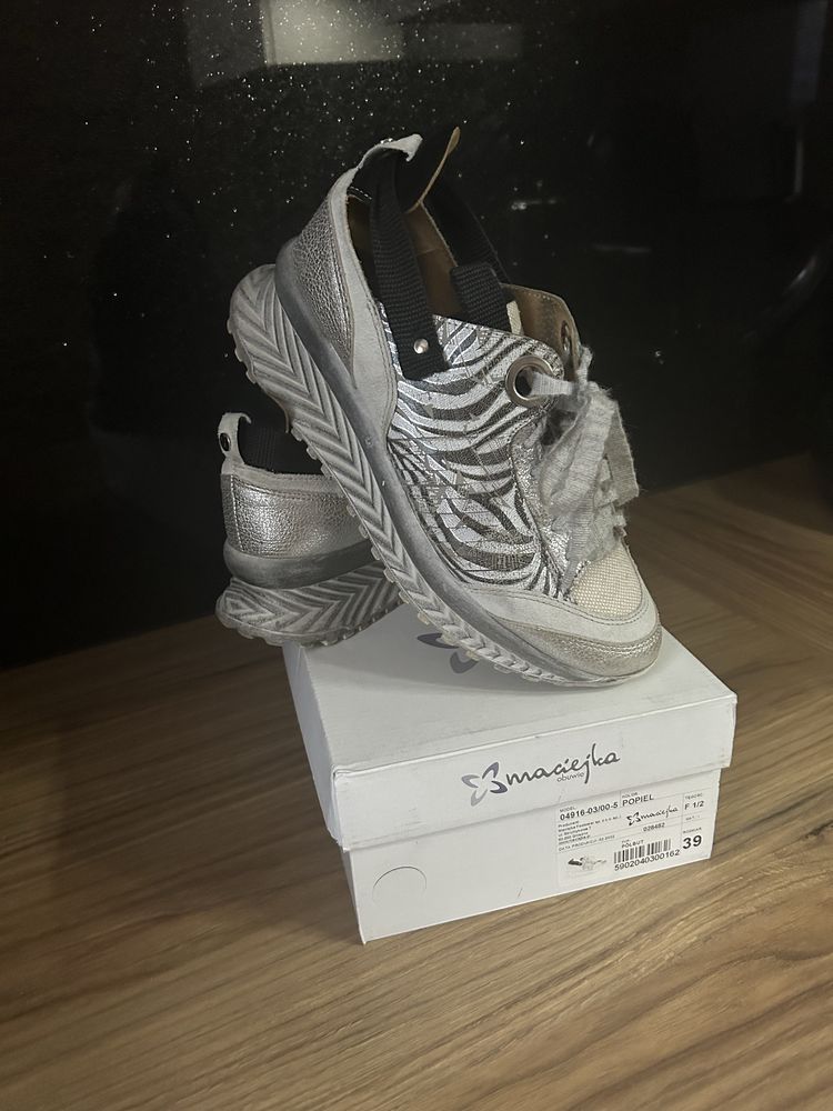 Sneakersy Maciejka