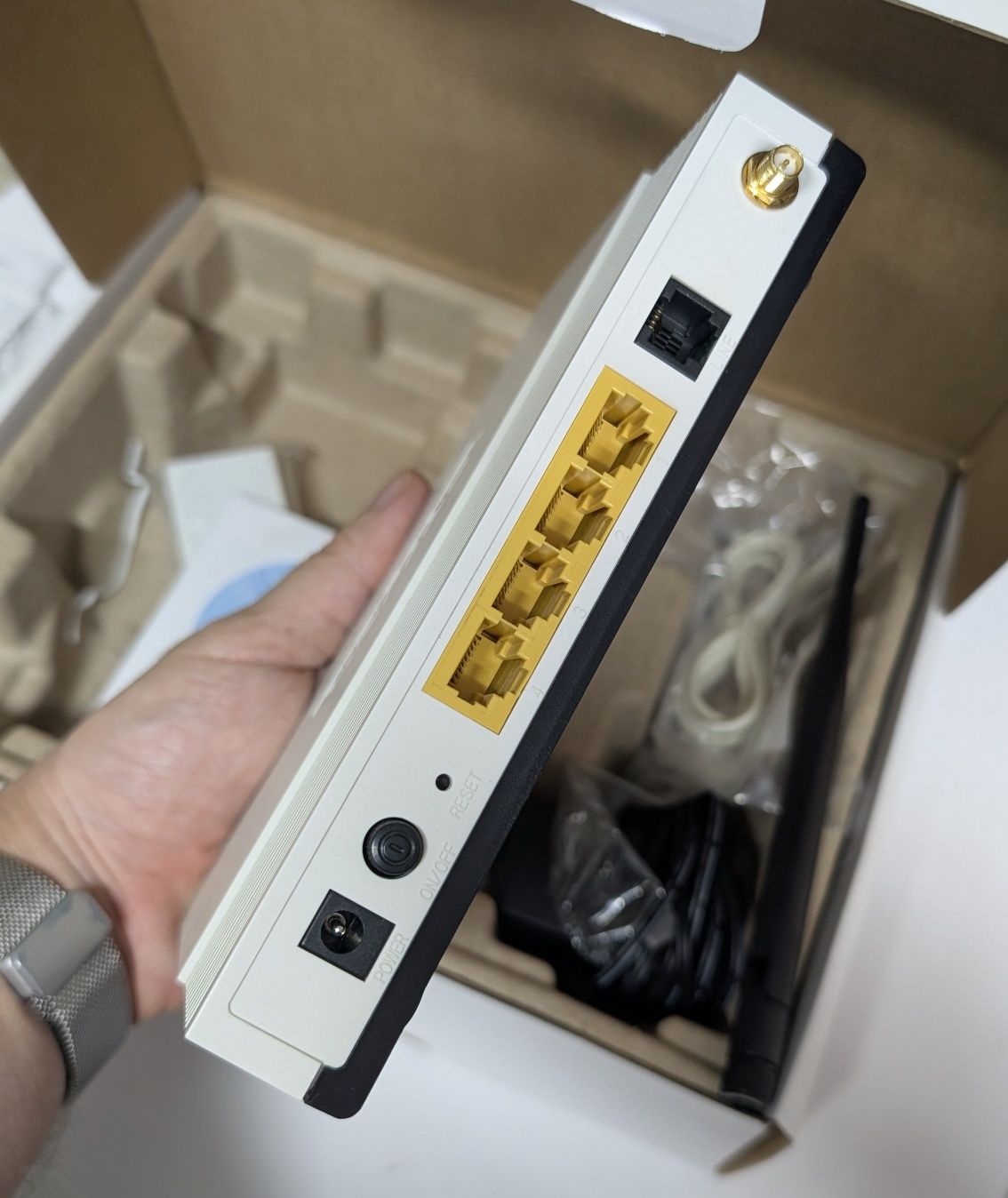 Router TP-LINK TD-W8901G