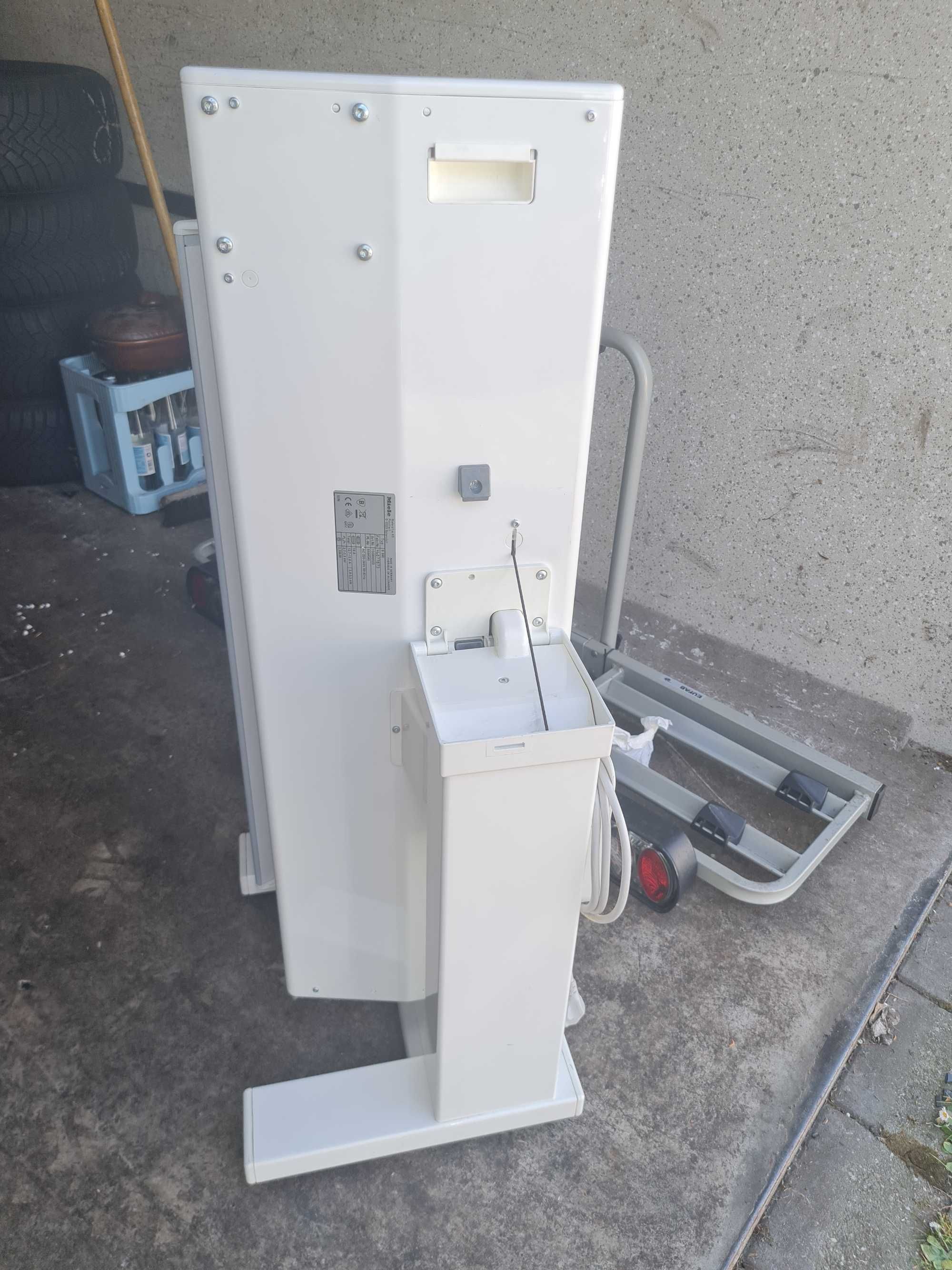Magiel Maglownica Miele B890. Jak nowa.