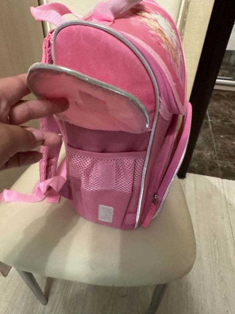Рюкзак новий для дівчинки Go Pack