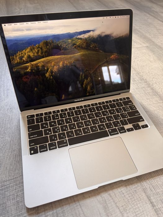 MacBook air 13” M1 8/256