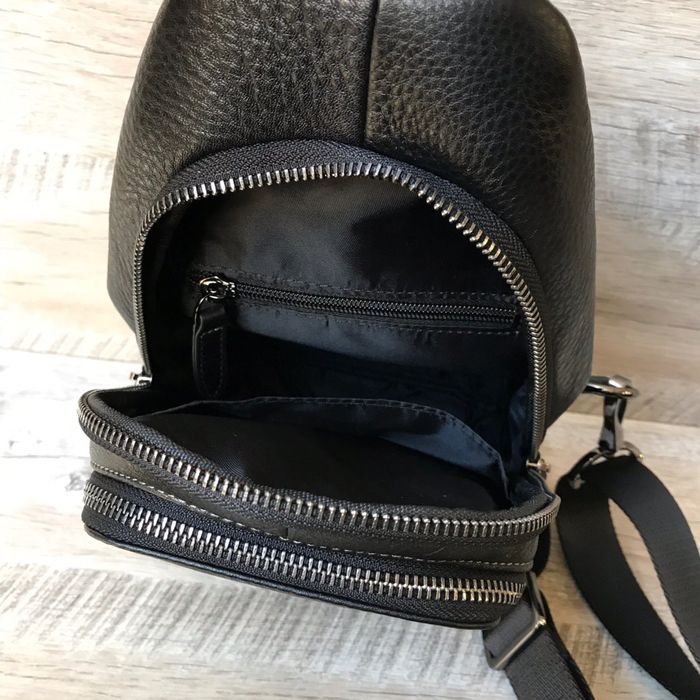 Мужская кожаная нагрудная сумка слинг H.T Leather