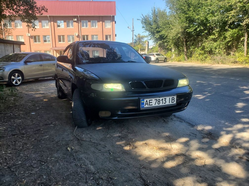Продам на ходу nubira
