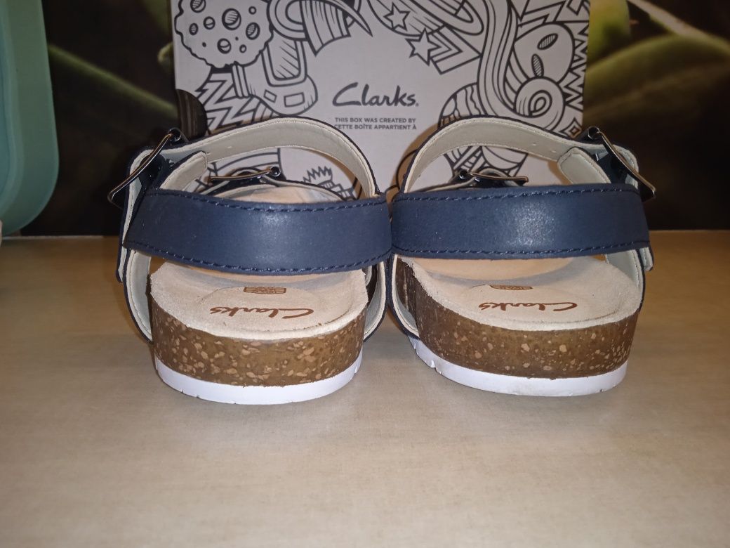 CLARKS skórzane sandały rozm.28.5 wkładka 18cm