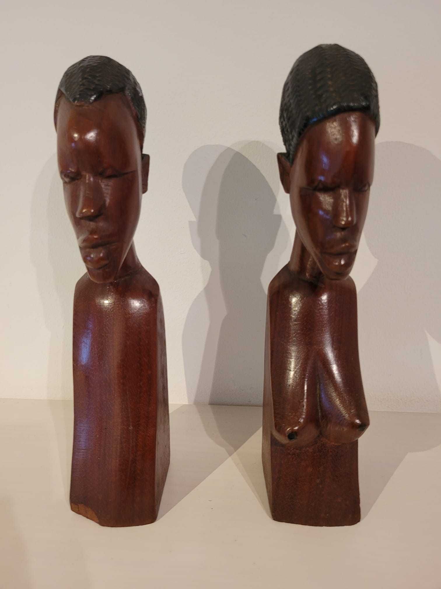 Esculturas Africanas em Madeira – Casal Angola (anos 60)