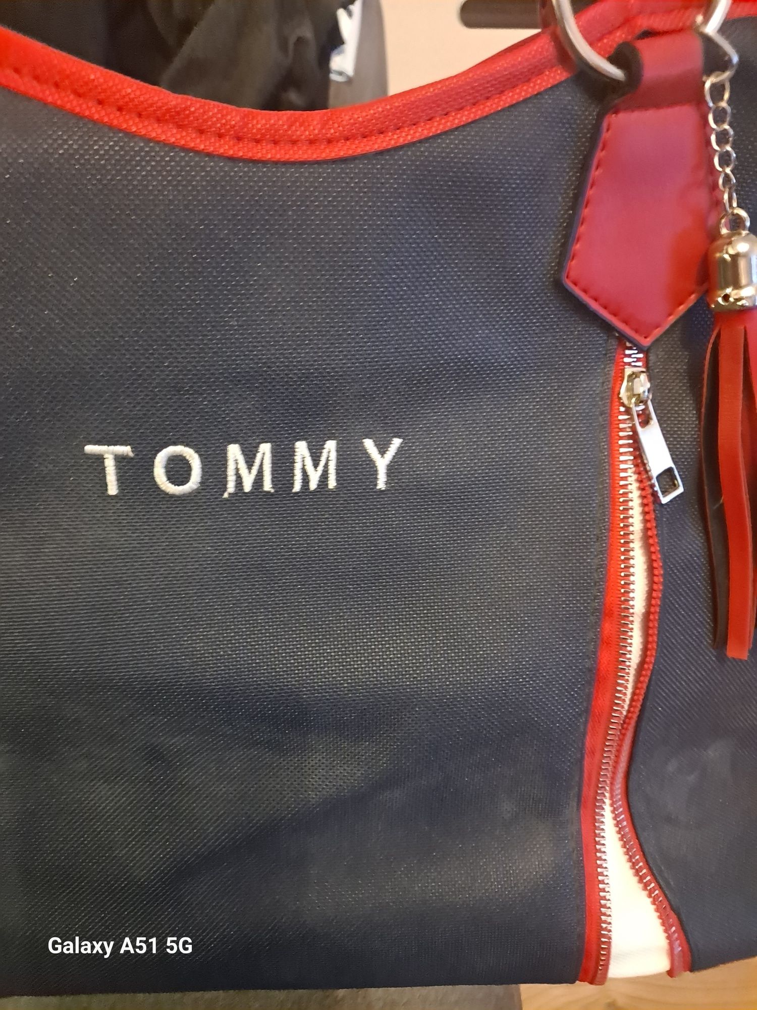 Torebka Tommy shoperka