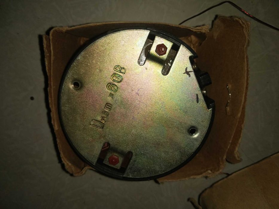 радіодеталь устройство тональное вызывное постоянного тока