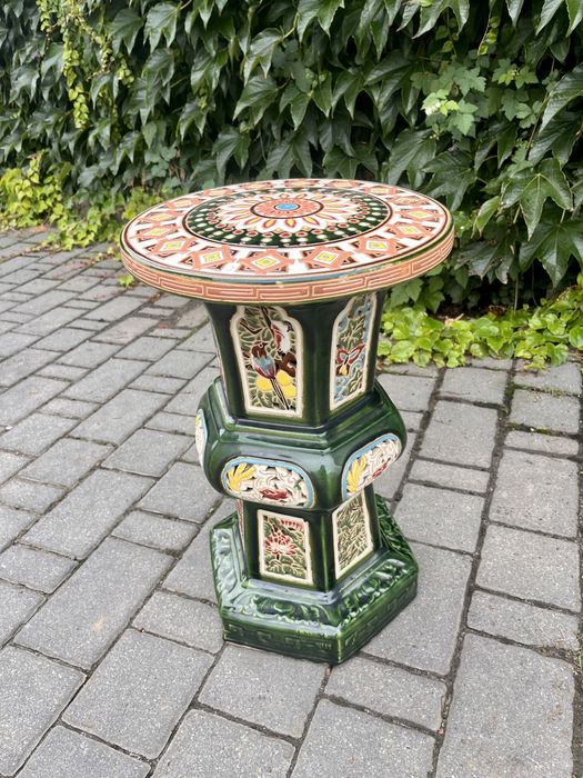Ceramiczny stolik dekoracyjny postument stojak pod doniczki antyk