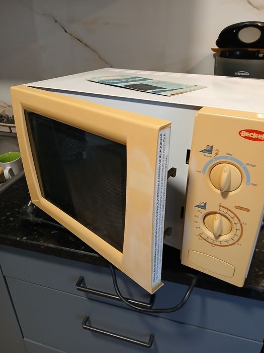 Microondas marca Beck-eN