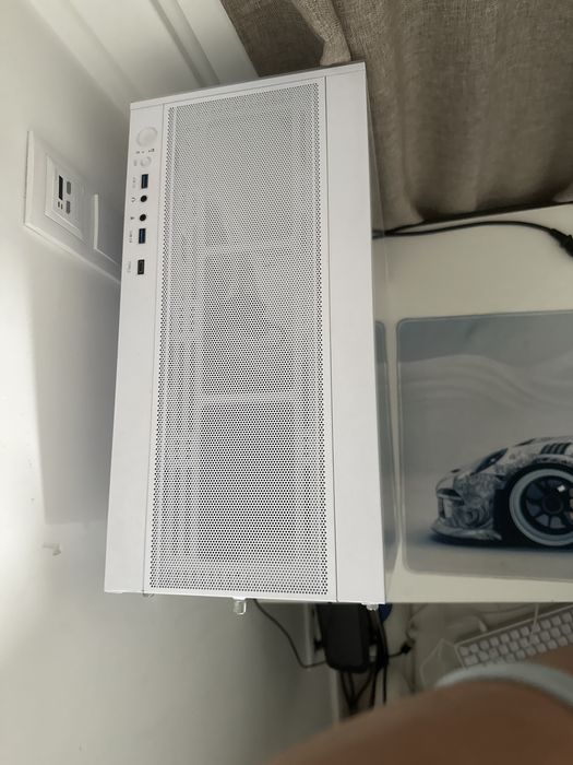 PC Gaming i5 12400F + RX 6600 + 16GB RAM + 1TB NVMe