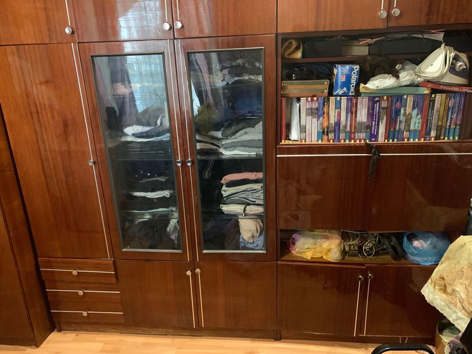 Стінка для зали б/у