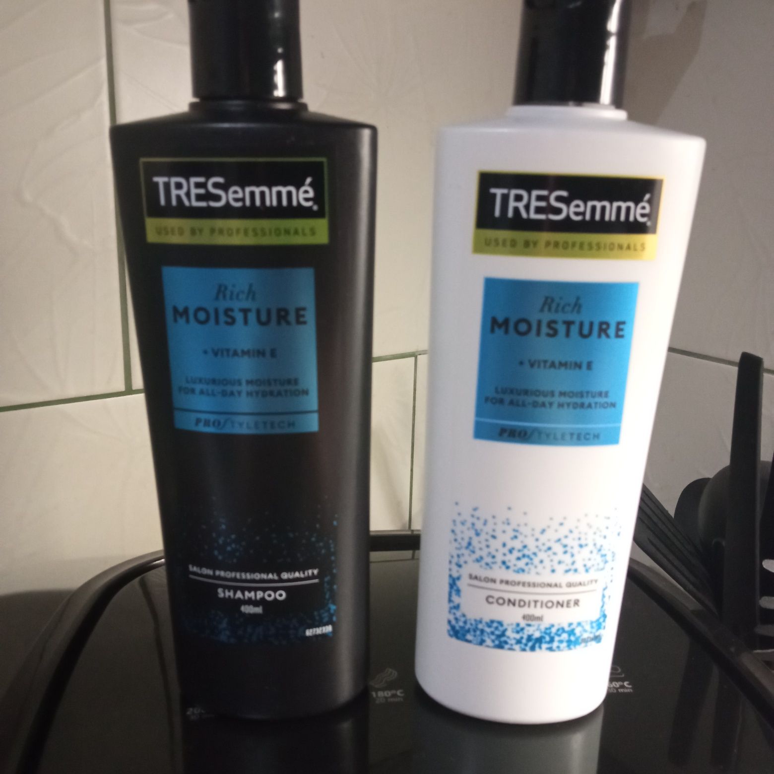 Zestaw Tresemme szampon i odżywka do włosów nawilżająca 400 ml