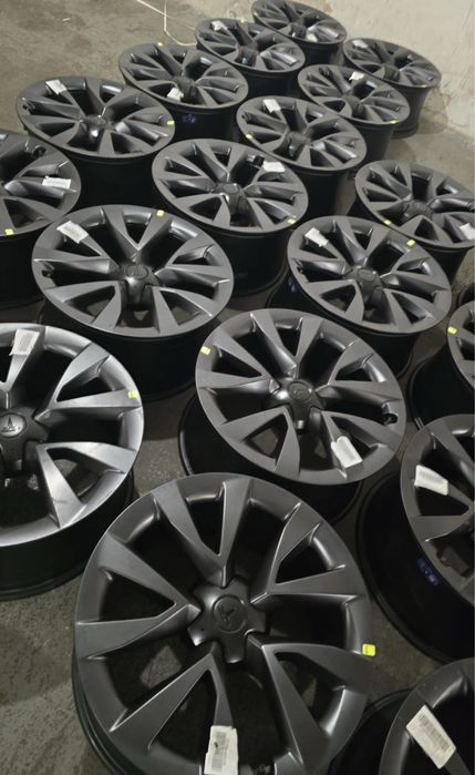 Диски 5x120 R20 Cyberstream Tesla Model X Plaid 1620222-00-B нові