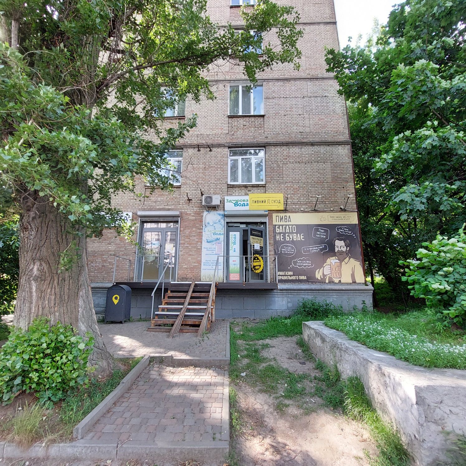 Продам коммерческое  помещения 75 м² Овручска 17. Фасад. ПРОМЕНАД!!