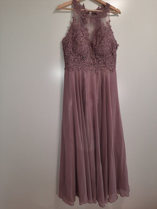 Długa sukienka pudrowy róż