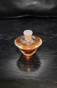 Perfume miniatura original
8 euros