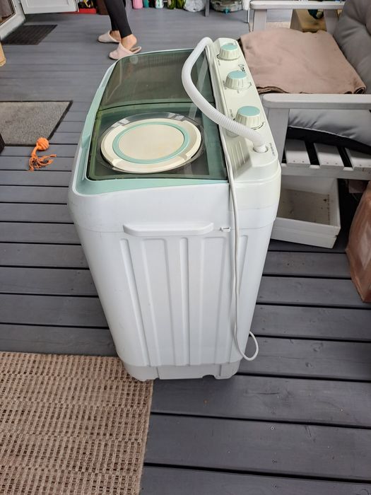 Sprzedam dwukomorową pralkę wirnikową