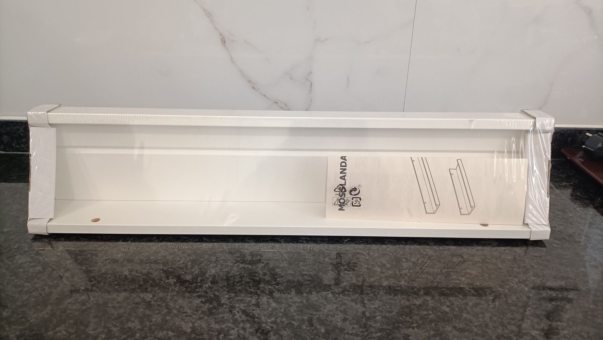 Parteleira MOSSLANDA 55cm
Prateleira p/molduras, branco, 55 cm