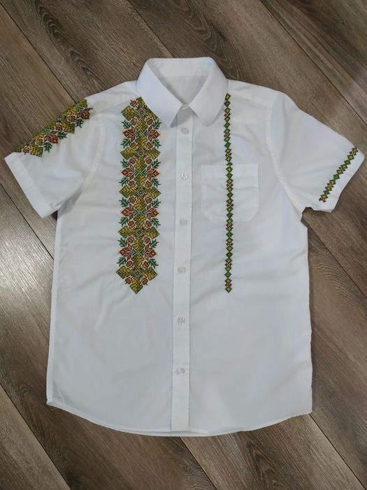 Вишиванка на хлопчика