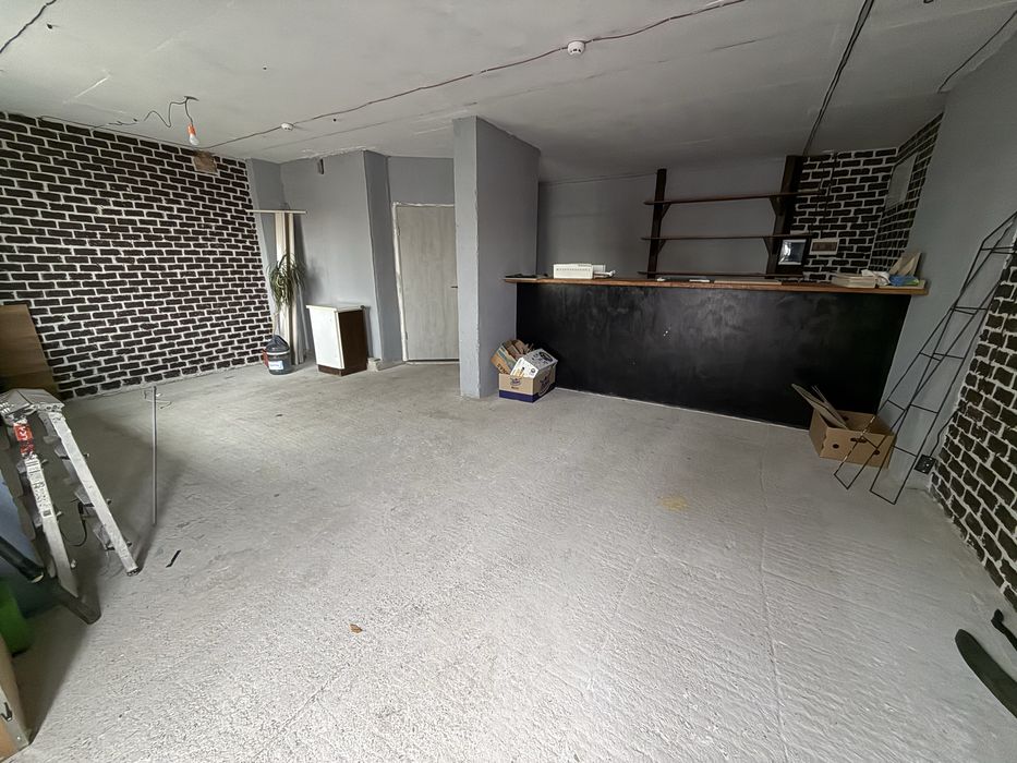 Здам приміщення ЖК Банківський ( 42 кв.м)