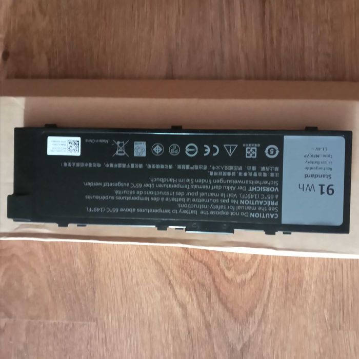 Продам батарею для DELL PRECISION 7710 7720..