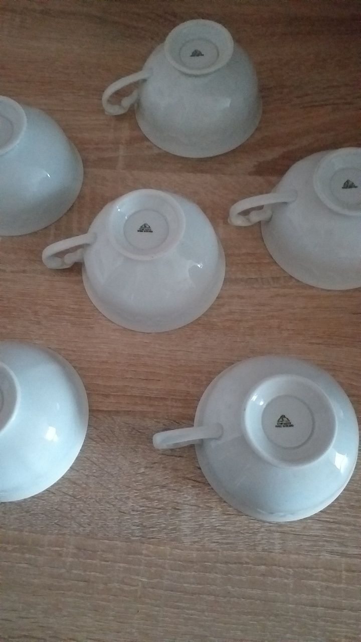 Białe filiżanki  Porcelana Chodzież