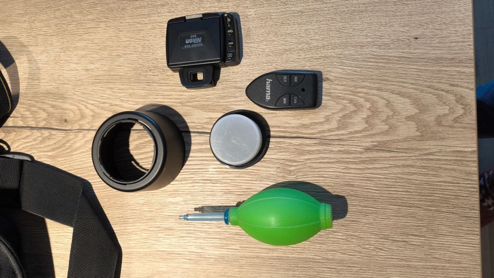 Nikon D40 + nikkor 18-55 + torba I akcesoria