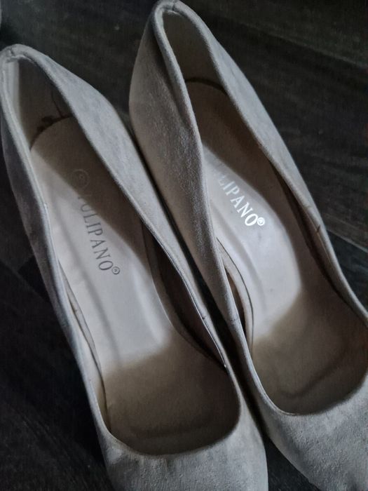 Туфли на каблуке замшевые женские р. 39