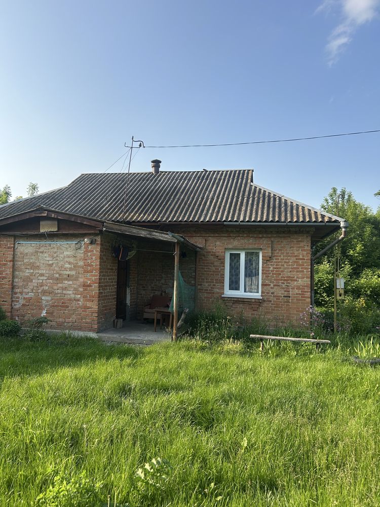 Продаєтсья Будинок в с.Захарівці