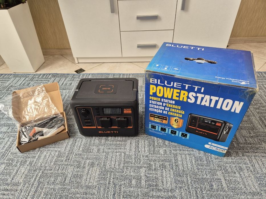 Зарядна станція Bluetti AC60P 504Wh 600W