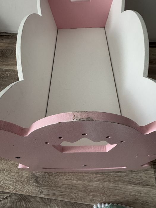 Деревʼяне дитяче лялькове ліжечко з спальним набором