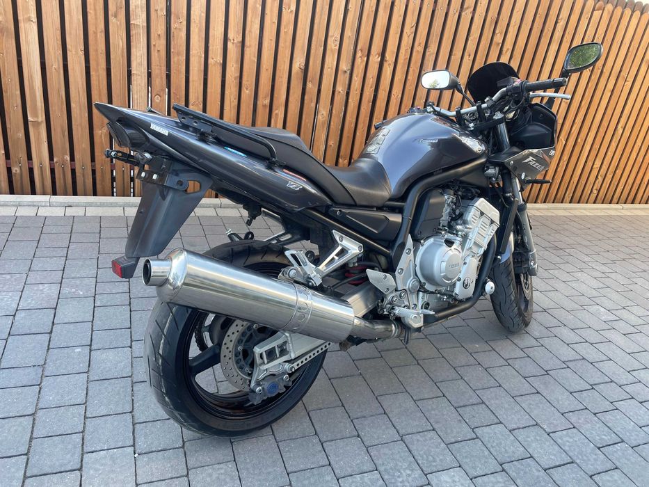 Yamacha Fazer 1000 stan igła